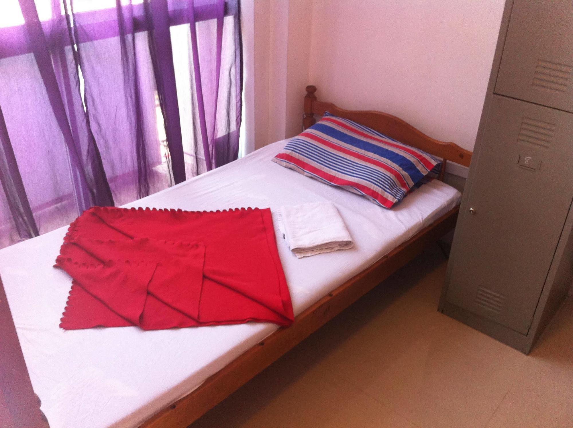 May & May Student Hostel Singapore Exterior photo